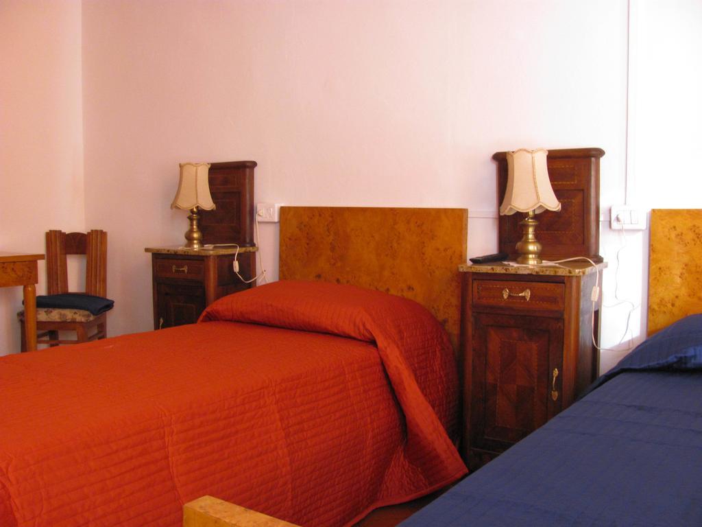 B&B San Francesco Parma Szoba fotó